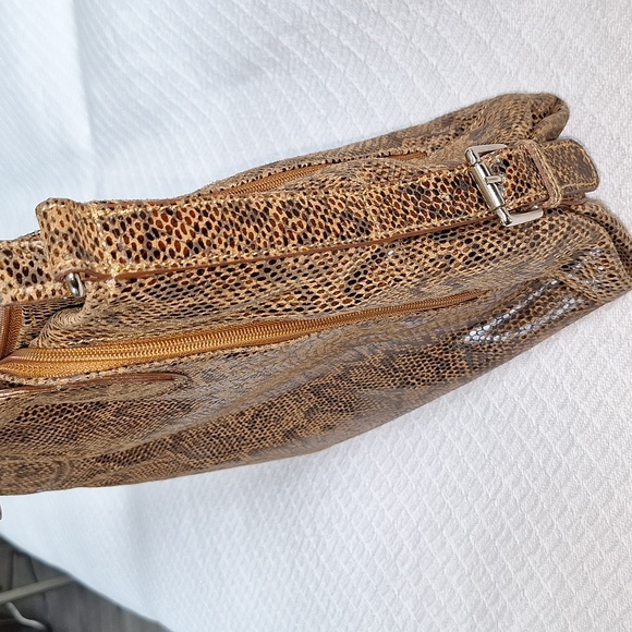 π¦ Reptile Leather shoulder bag / purse. Vintage. Awesome. Roomy. - Picture 5 of 14